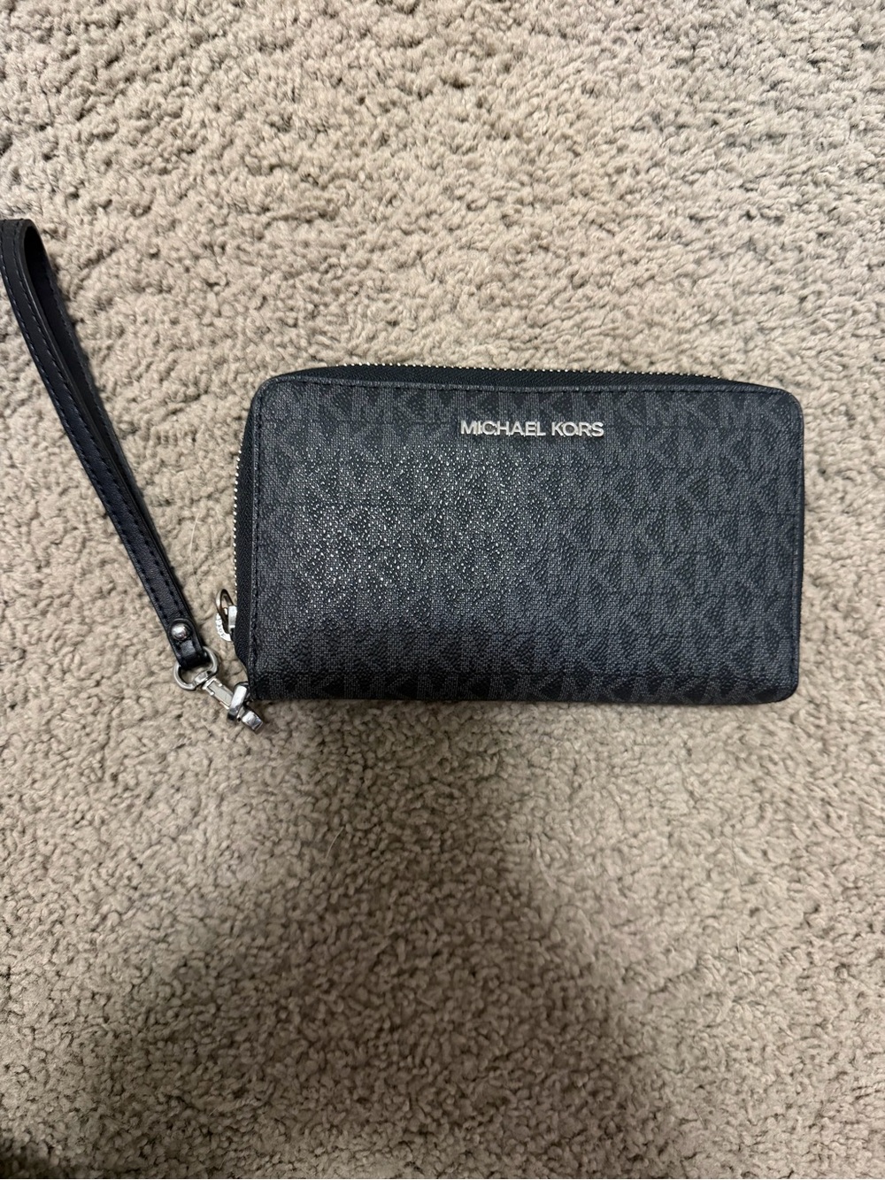Michael Kors Black Signature Zip Wristlet Wallet